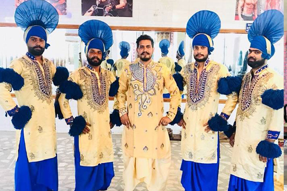 The Bhangra Empire - Traditional Award winning Bhangra Dance Group in Delhi, India